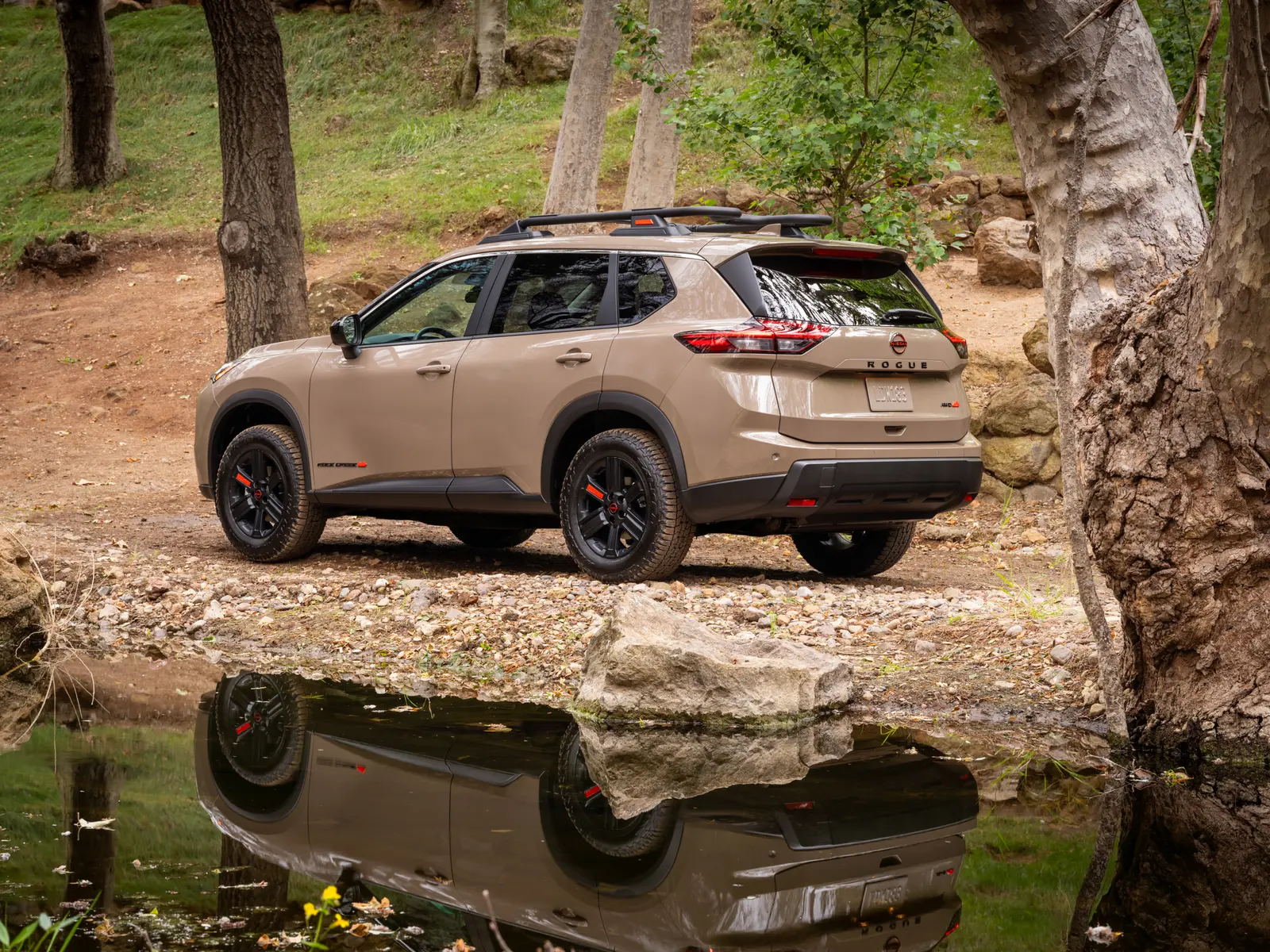 Nissan Rogue 2025 SL Exterior